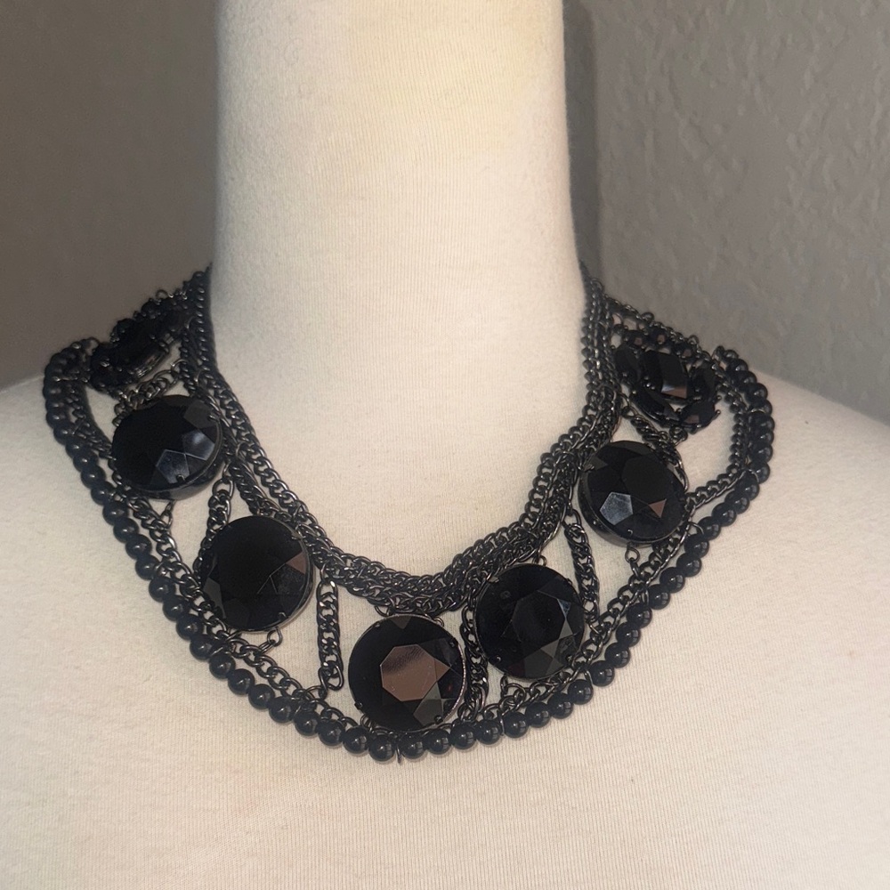 Elegant Black Statement Necklace